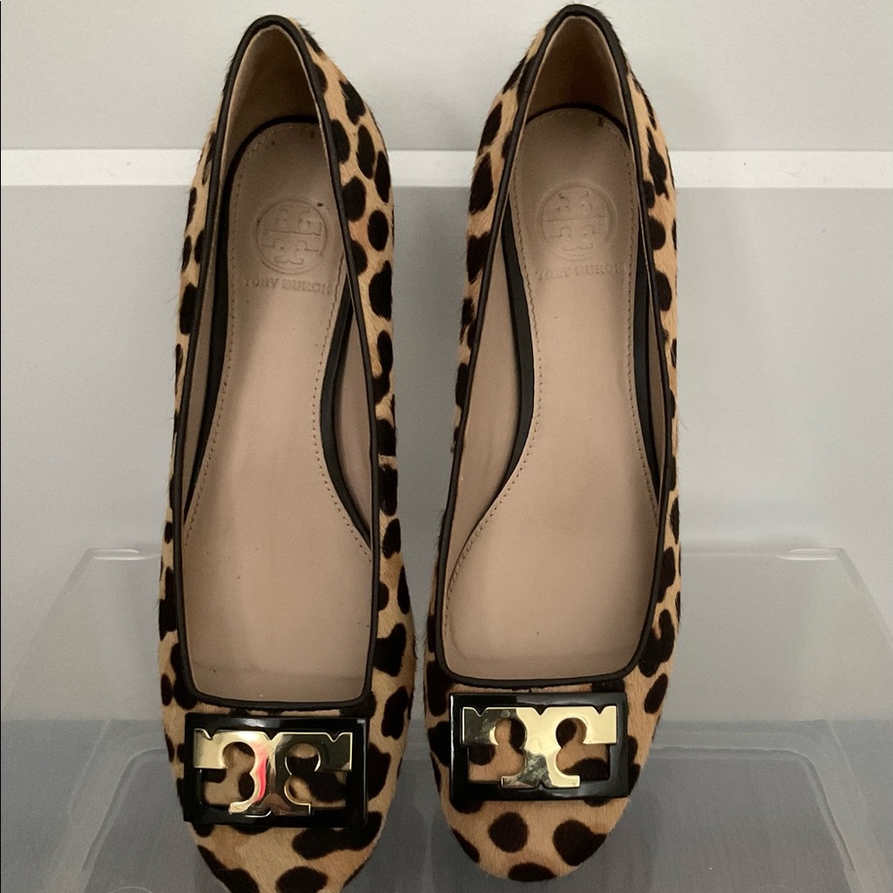 Tory Burch leopard print flats size 7